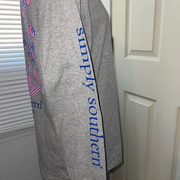 Simply Southern Heather Gray Long Sleeve Tee with Pink Logo - Picture 4 of 5